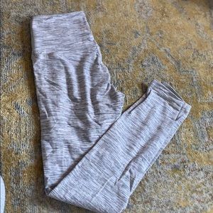 Lululemon Wunder under 25” leggings